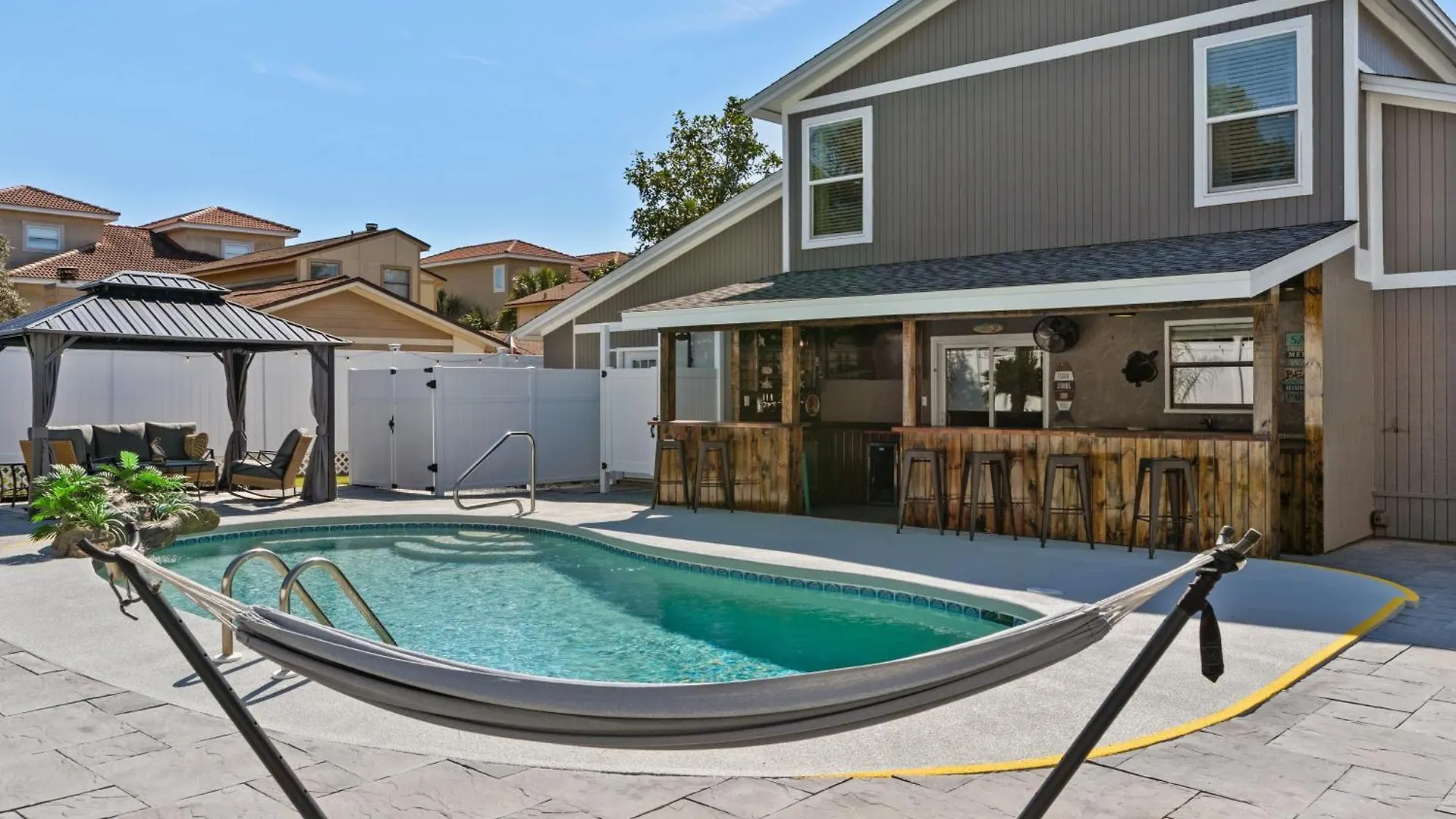 Pcb Group-Friendly Duplex W Pool Backyard Lounge 2 Kitchens Villa Panama City Beach