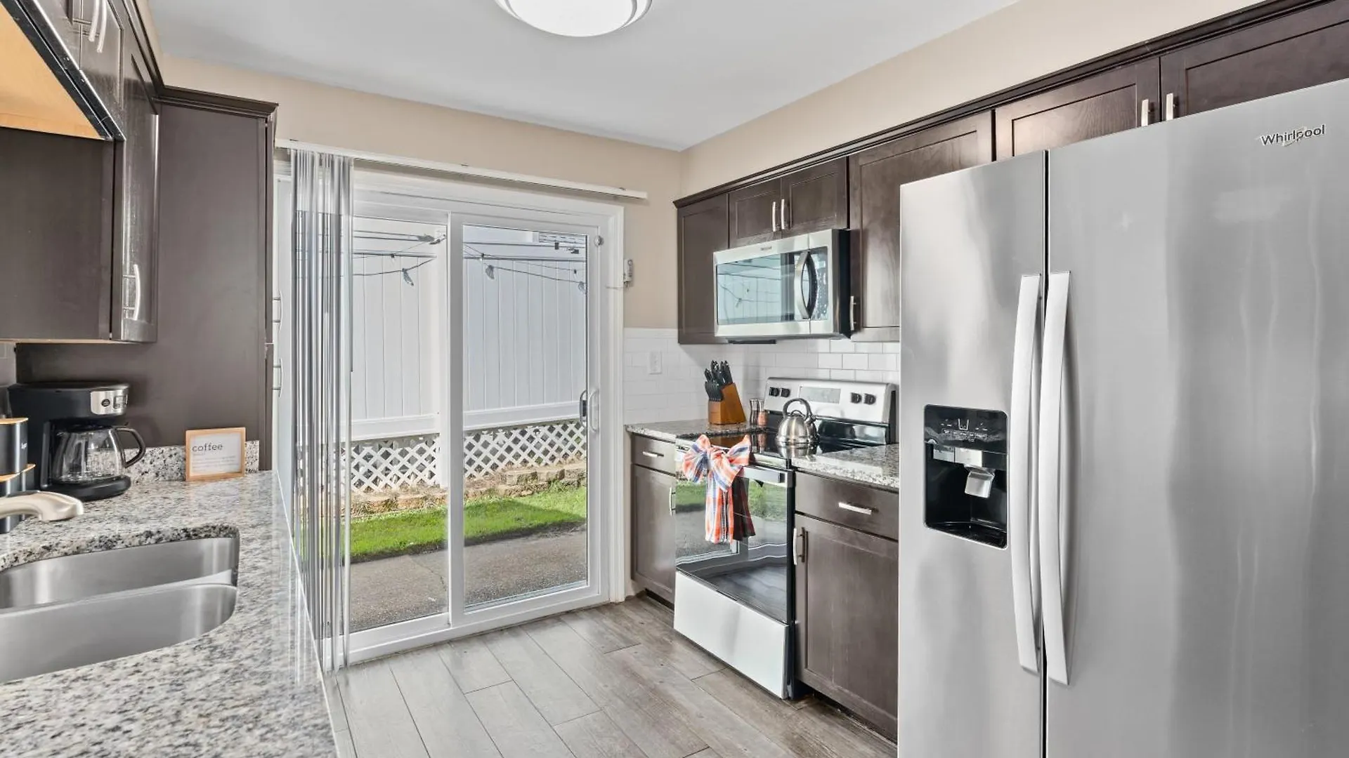 Pcb Group-Friendly Duplex W Pool Backyard Lounge 2 Kitchens Villa Panama City Beach ABD